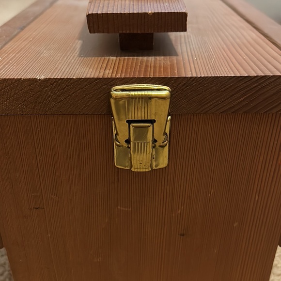 vintage shoe shine box with brushes over 50 years old - Picture 3 of 13